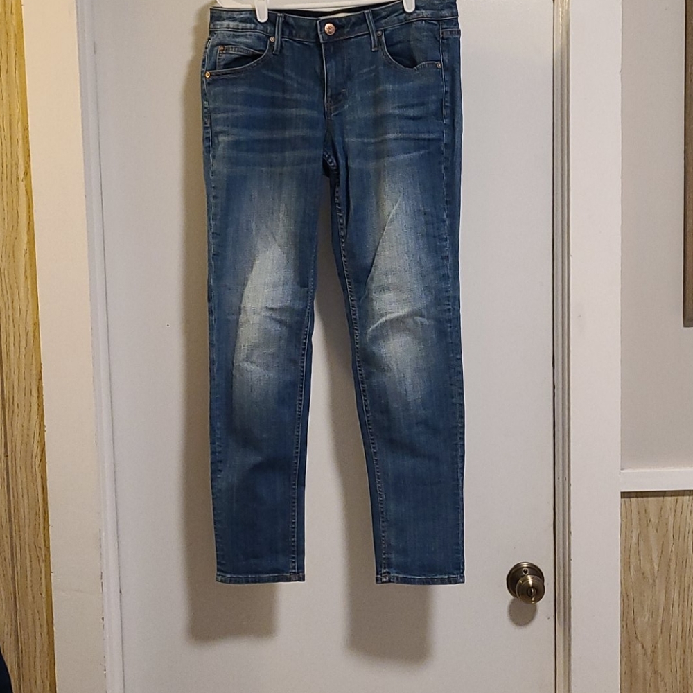 Maurices skinny fit, true blue jeans